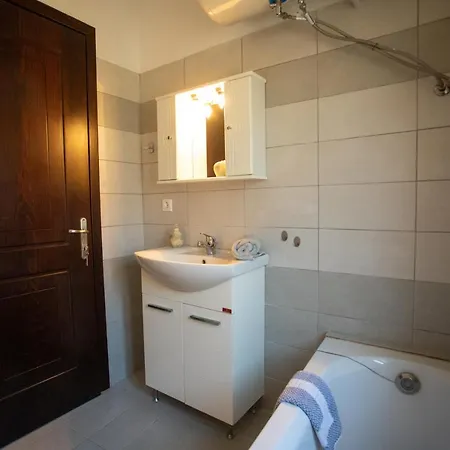 Apartament Aggelina's House By Guestcorfu Kynopiástai